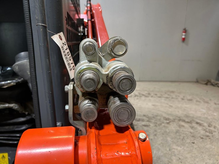 2022-kubota-svl75-2-image-11