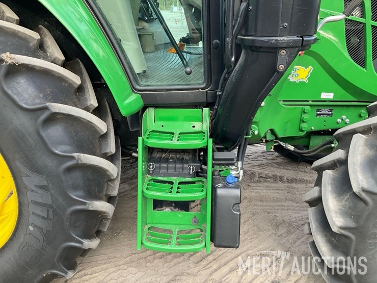 2023-john-deere-6120m-image-31