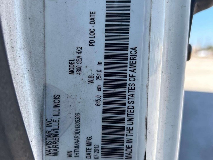 2013-international-durastar-4300-image-5