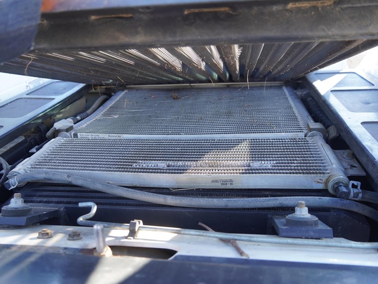 2019-bobcat-t770-image-46