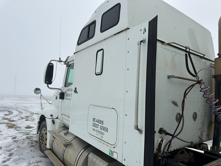 2001-international-2001-image-31