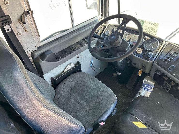 2009-bluebird-all-american-image-9