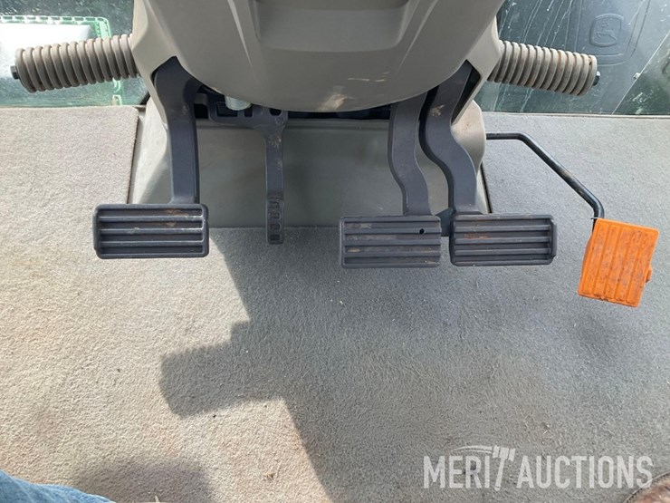 2024-john-deere-8r-410-image-67