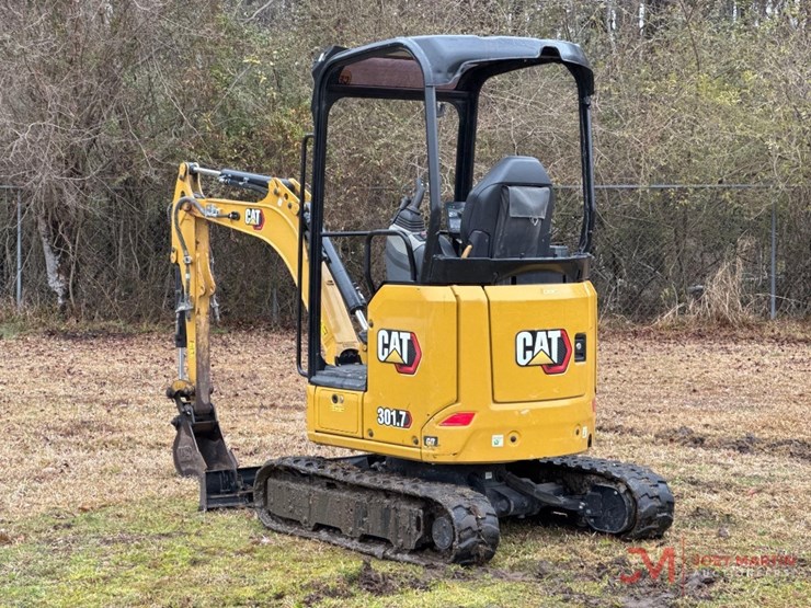 2024-caterpillar-301.7-image-1