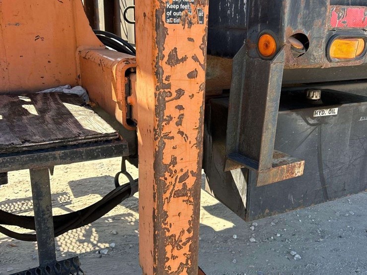 2013-international-durastar-4300-image-27