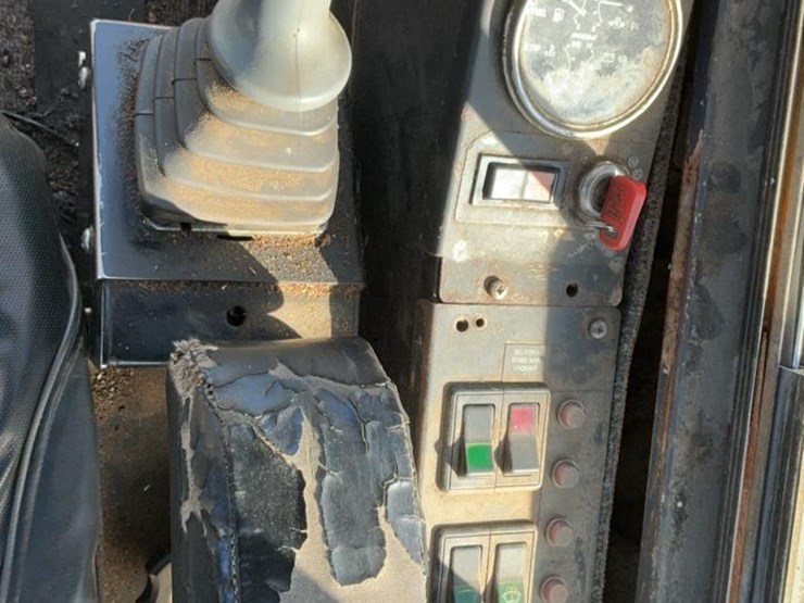 john-deere-435-image-16