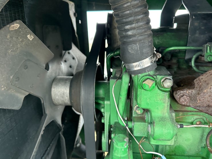 john-deere-4045t-image-17