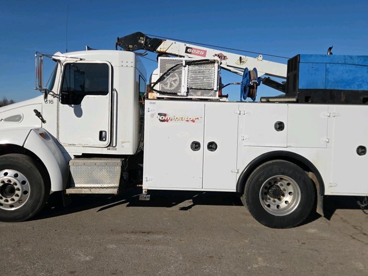 2007-kenworth-t300-image-3