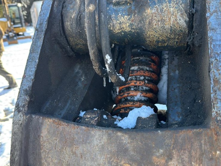 2016-hyundai-robex-125-lcr-9a-image-37