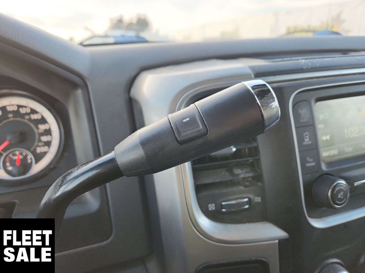 2018-dodge-3500-image-10