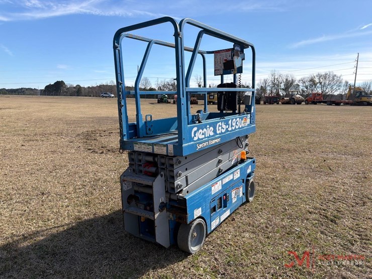 genie-gs1930-image-2