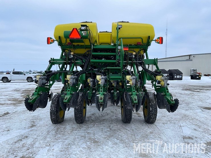 2012-john-deere-1790-image-4