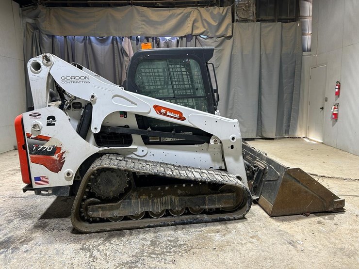 2023-bobcat-t770-image-5