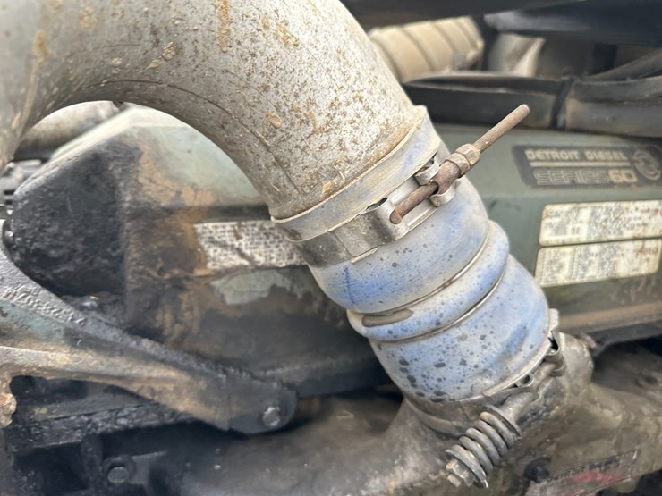 2001-international-2001-image-47