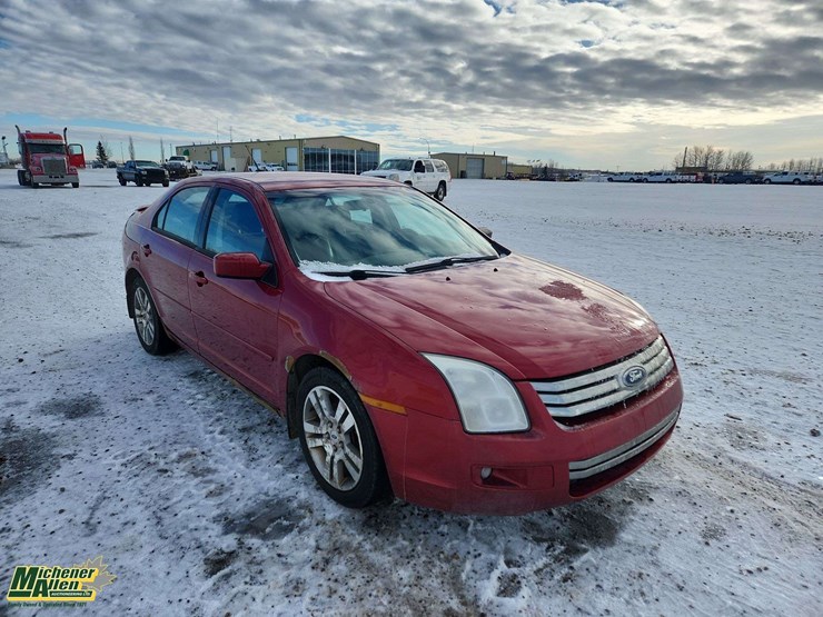 2007-ford-fusion-se-image-2