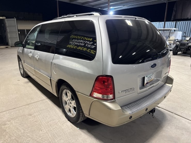 2004-ford-freestar-image-7