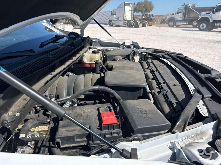 2022-chevrolet-tahoe-image-8