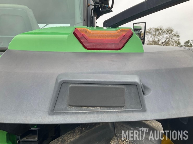 2023-john-deere-8r-370-image-22