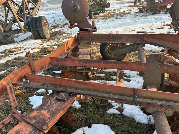 international-20-image-39