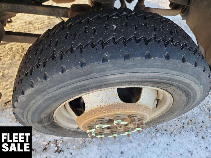 2015-ram-5500-4x4-s/a-service-truck-image-13