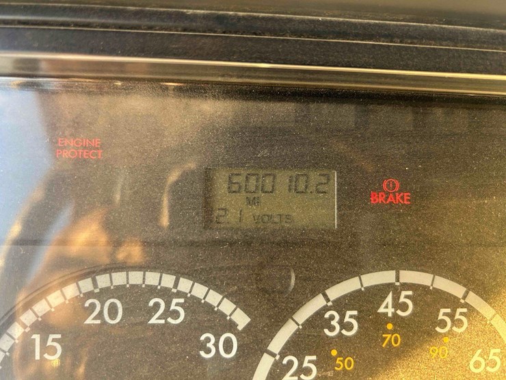 2007-freightliner-columbia-120-image-19