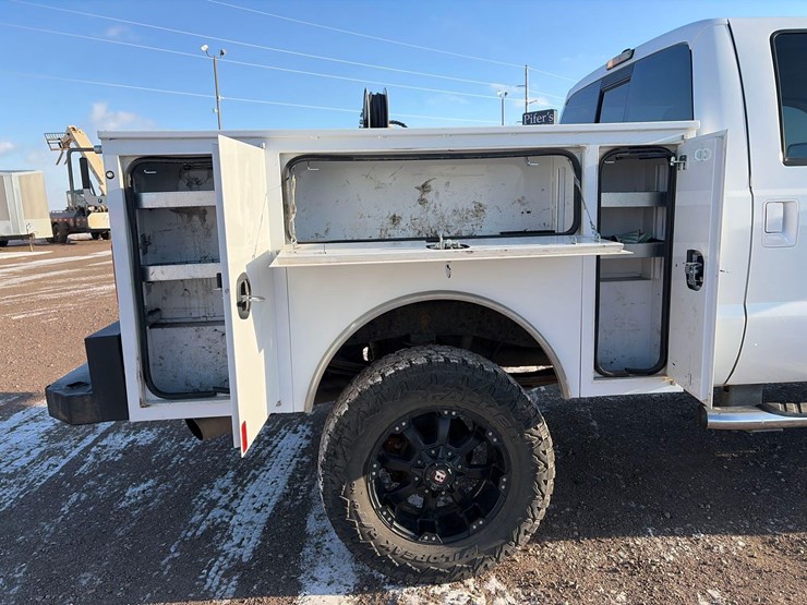 2010-ford-f250-image-9