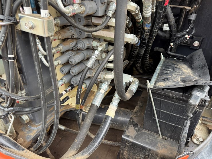 2023-kubota-u48-5-image-41