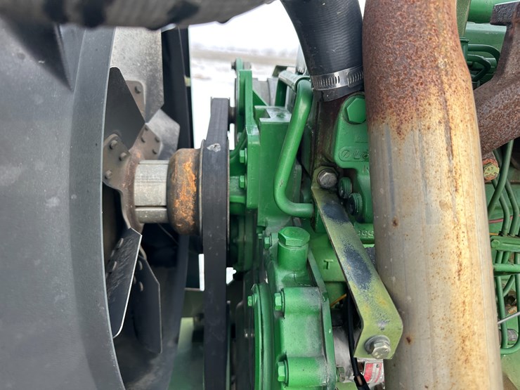 john-deere-4045t-image-24