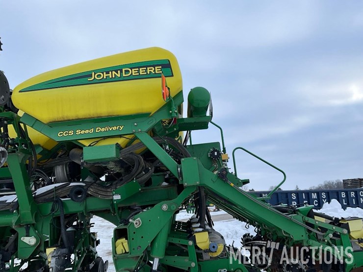 2012-john-deere-1790-image-19