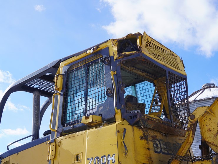 john-deere-700-image-48