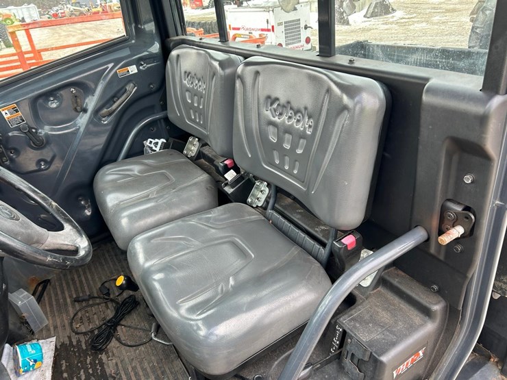 kubota-rtv1100-image-13