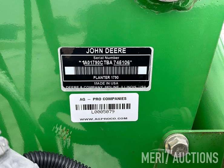 2012-john-deere-1790-image-33