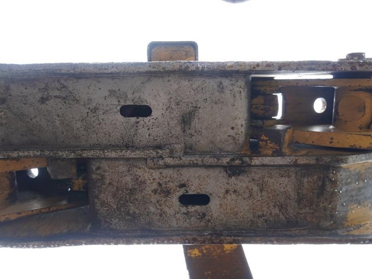 2000-caterpillar-525-image-61