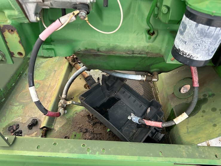 john-deere-4045t-image-29