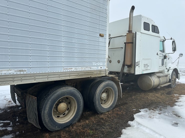 2001-international-2001-image-3