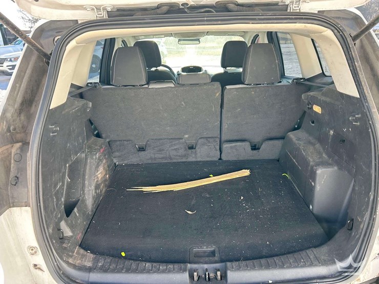 2017-ford-escape-image-24