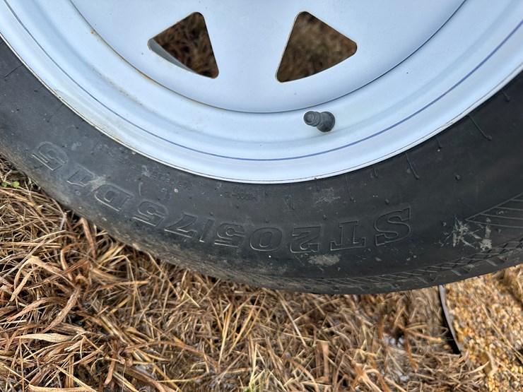 john-deere-4045t-image-5