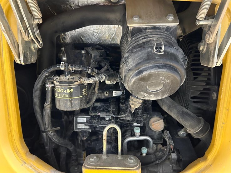 2019-deere-35g-image-14