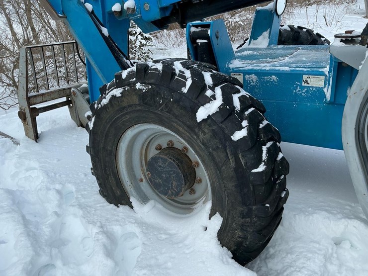 2006-genie-gth1056-image-55