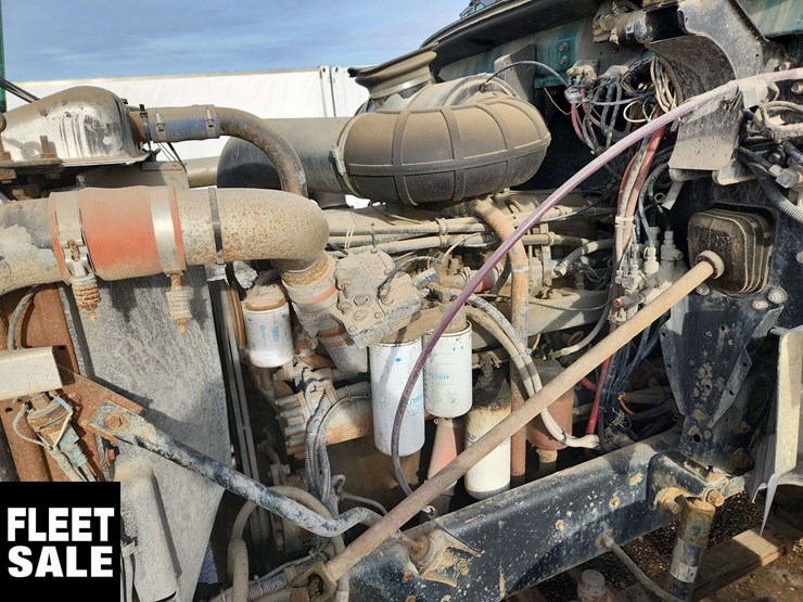 1993-mack-ch613-image-27