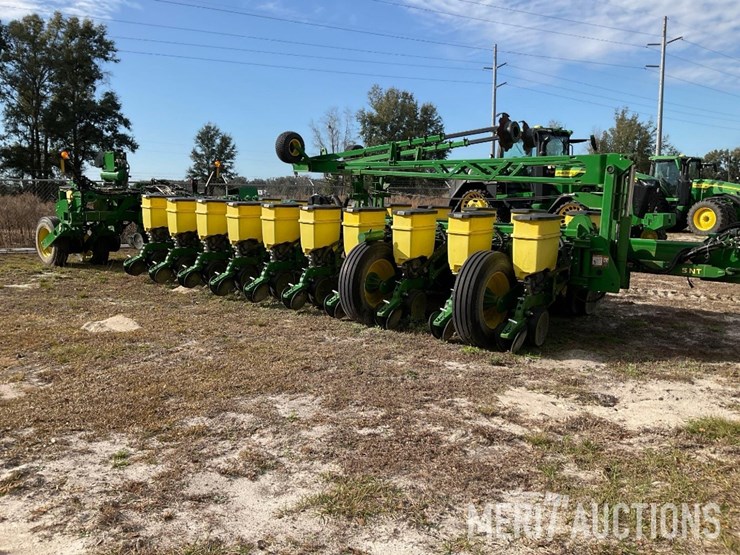 2020-john-deere-1770nt-image-1