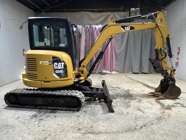 2017-caterpillar-304e2-cr-image-4