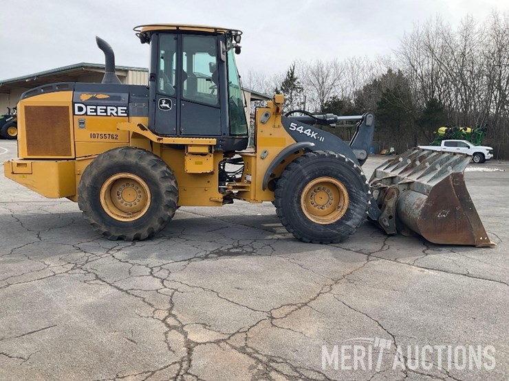 2018-deere-544k-image-6