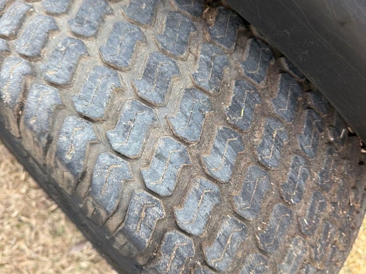 kubota-zd321-image-9