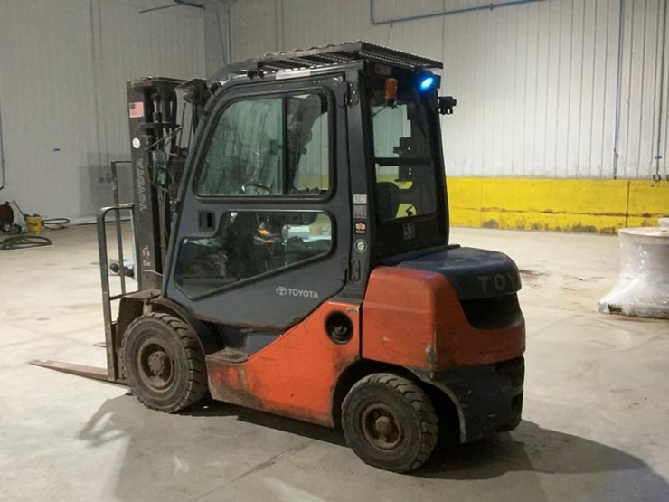 2018-toyota-8fdu25-image-3