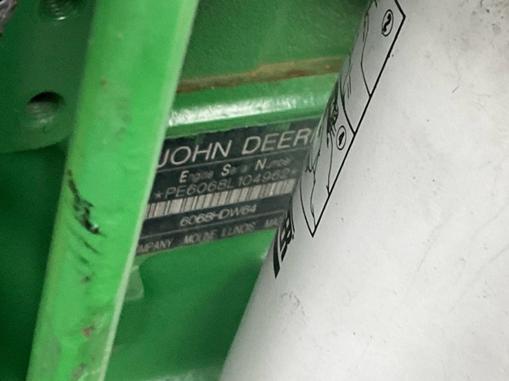 2010-deere-648h-image-25