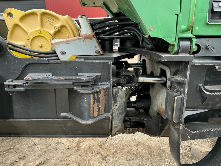 2010-deere-648h-image-37