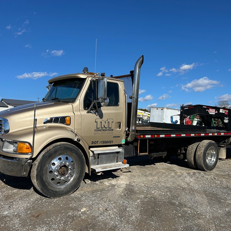 2004 STERLING ACTERRA