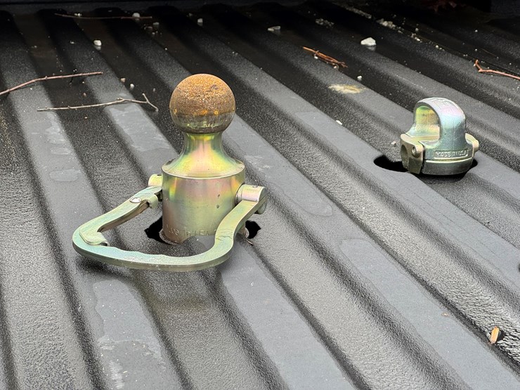 2021-chevrolet-3500hd-image-26