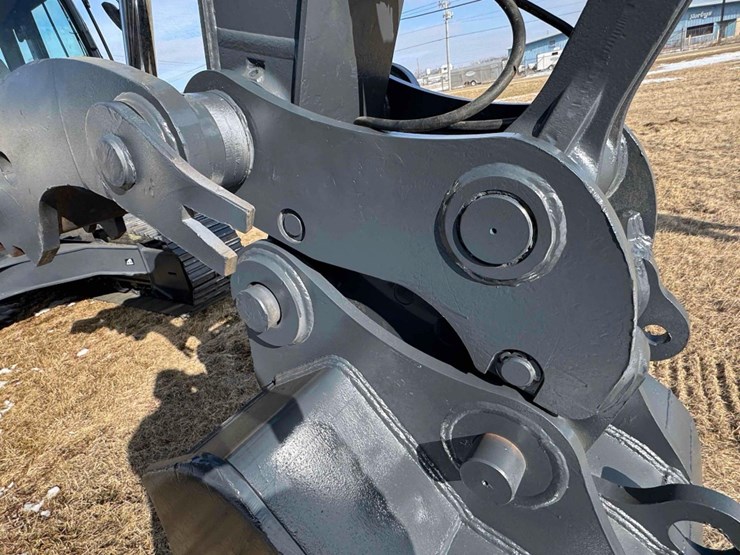 2019-deere-210g-image-22